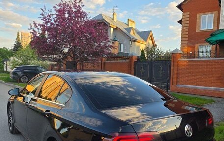 Volkswagen Passat B8 рестайлинг, 2015 год, 1 700 000 рублей, 10 фотография