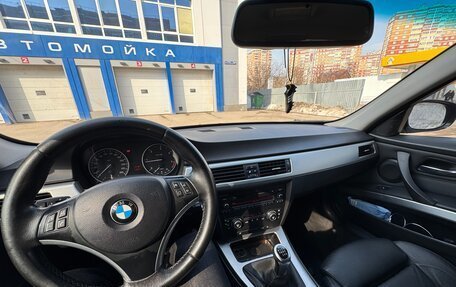 BMW 3 серия, 2009 год, 1 100 000 рублей, 12 фотография