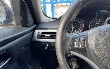 BMW 3 серия, 2009 год, 1 100 000 рублей, 13 фотография