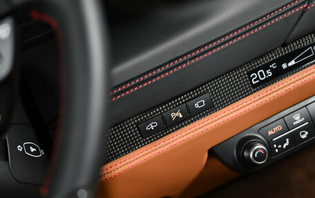 Ferrari F8, 2021 год, 26 900 000 рублей, 18 фотография