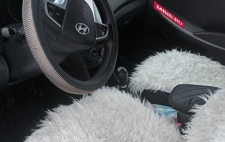 Hyundai Solaris II рестайлинг, 2016 год, 590 000 рублей, 5 фотография