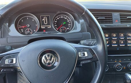 Volkswagen Golf VII, 2017 год, 1 590 000 рублей, 6 фотография