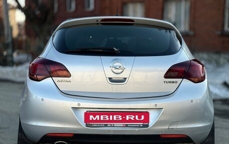 Opel Astra J, 2011 год, 650 000 рублей, 4 фотография