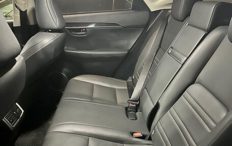 Lexus NX I, 2018 год, 3 200 000 рублей, 6 фотография