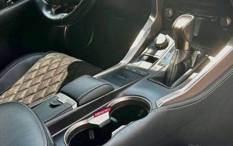 Lexus NX I, 2018 год, 3 200 000 рублей, 4 фотография