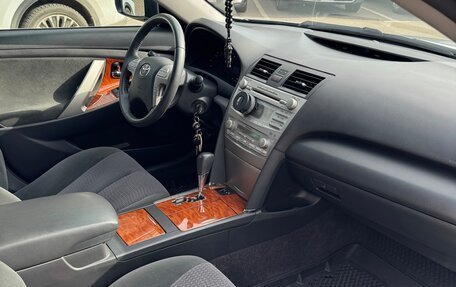 Toyota Camry, 2011 год, 1 450 000 рублей, 19 фотография