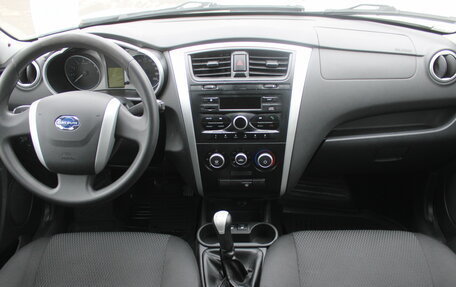 Datsun mi-DO, 2015 год, 356 000 рублей, 9 фотография