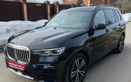 BMW X7, 2022 год, 8 900 000 рублей, 2 фотография