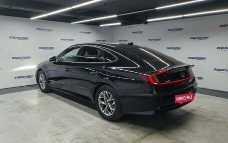 Hyundai Sonata VIII, 2020 год, 1 790 000 рублей, 4 фотография