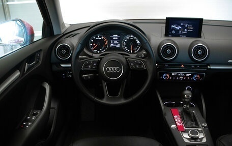 Audi A3, 2017 год, 2 375 000 рублей, 8 фотография