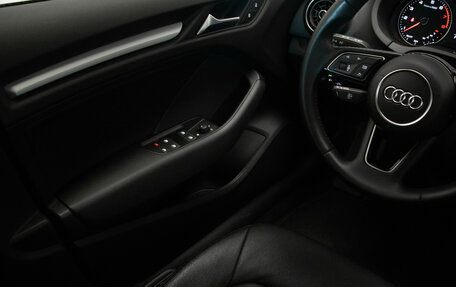 Audi A3, 2017 год, 2 375 000 рублей, 15 фотография