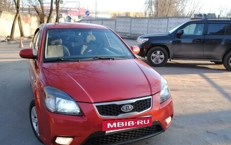 KIA Rio II, 2010 год, 650 000 рублей, 18 фотография
