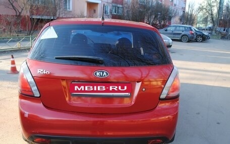 KIA Rio II, 2010 год, 650 000 рублей, 19 фотография