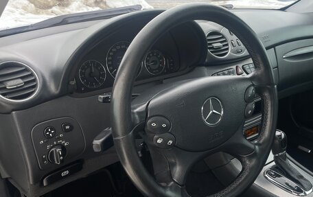 Mercedes-Benz CLK-Класс, 2004 год, 1 000 000 рублей, 9 фотография