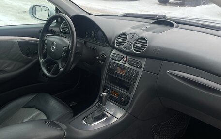 Mercedes-Benz CLK-Класс, 2004 год, 1 000 000 рублей, 8 фотография