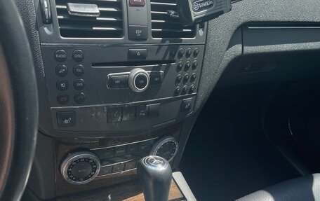 Mercedes-Benz C-Класс, 2009 год, 1 590 000 рублей, 6 фотография