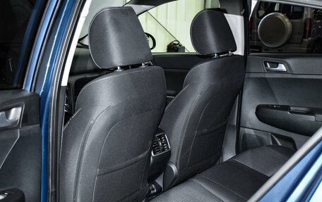 KIA Sportage IV рестайлинг, 2021 год, 2 399 000 рублей, 12 фотография