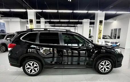 Subaru Forester, 2021 год, 1 900 000 рублей, 7 фотография