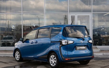 Toyota Sienta II, 2018 год, 1 575 000 рублей, 2 фотография