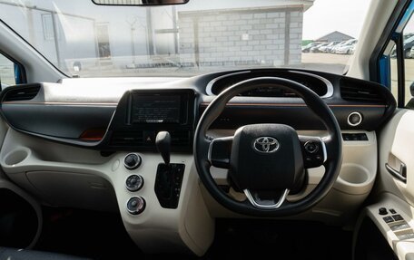 Toyota Sienta II, 2018 год, 1 575 000 рублей, 11 фотография