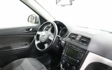 Skoda Yeti I рестайлинг, 2012 год, 1 000 000 рублей, 10 фотография