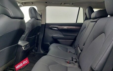 Toyota Highlander, 2025 год, 6 000 000 рублей, 18 фотография