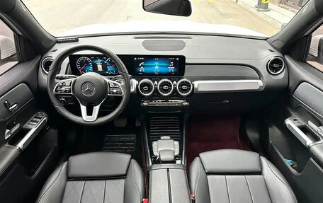 Mercedes-Benz GLB, 2021 год, 2 000 000 рублей, 7 фотография