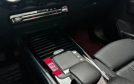 Mercedes-Benz GLB, 2021 год, 2 000 000 рублей, 11 фотография