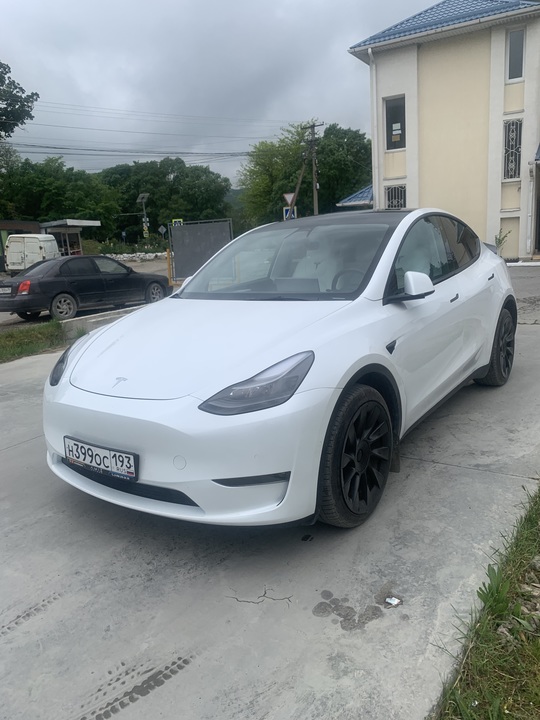 Tesla Model Y I, 2021 год, 4 400 000 рублей, 2 фотография