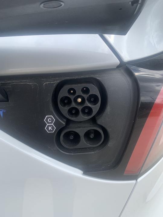 Tesla Model Y I, 2021 год, 4 400 000 рублей, 21 фотография