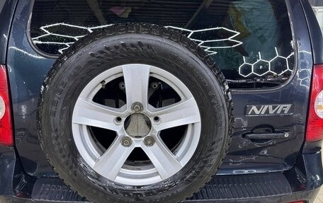 Chevrolet Niva I рестайлинг, 2019 год, 890 000 рублей, 4 фотография