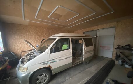 Mazda Bongo Friendee i рестайлинг, 1999 год, 160 000 рублей, 1 фотография