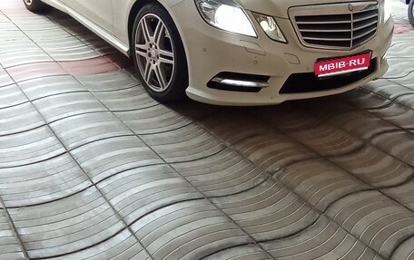 Mercedes-Benz E-Класс, 2012 год, 1 950 000 рублей, 1 фотография