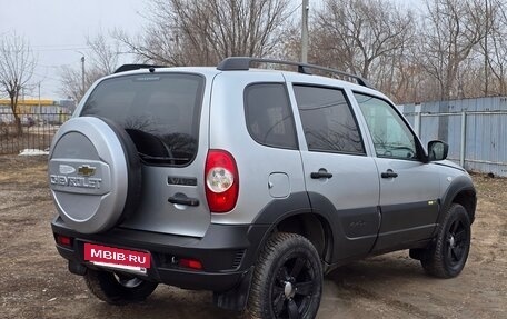 Chevrolet Niva I рестайлинг, 2016 год, 635 000 рублей, 5 фотография