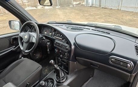 Chevrolet Niva I рестайлинг, 2016 год, 635 000 рублей, 18 фотография