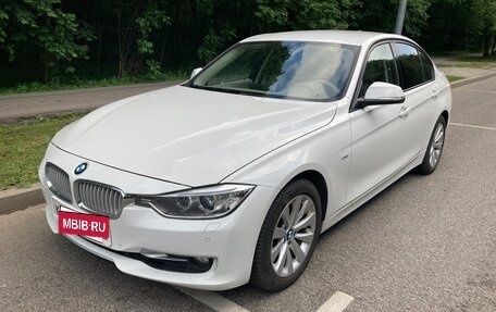 BMW 3 серия, 2013 год, 1 960 000 рублей, 4 фотография