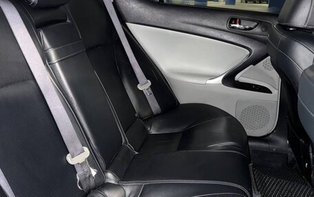 Lexus IS II рестайлинг 2, 2005 год, 1 150 000 рублей, 12 фотография