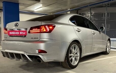 Lexus IS II рестайлинг 2, 2005 год, 1 150 000 рублей, 14 фотография