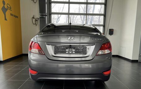 Hyundai Solaris II рестайлинг, 2011 год, 700 000 рублей, 5 фотография