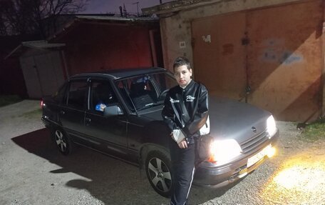 Opel Kadett E рестайлинг, 1989 год, 350 000 рублей, 24 фотография