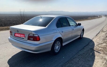 BMW 5 серия, 2002 год, 700 000 рублей, 3 фотография