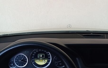 Mercedes-Benz E-Класс, 2012 год, 1 950 000 рублей, 9 фотография