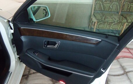 Mercedes-Benz E-Класс, 2012 год, 1 950 000 рублей, 12 фотография