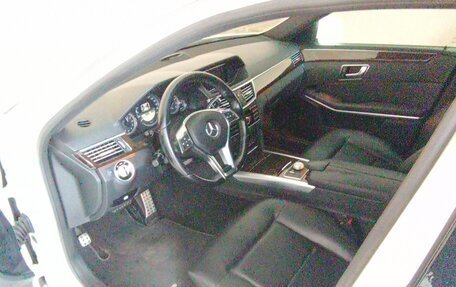 Mercedes-Benz E-Класс, 2012 год, 1 950 000 рублей, 27 фотография