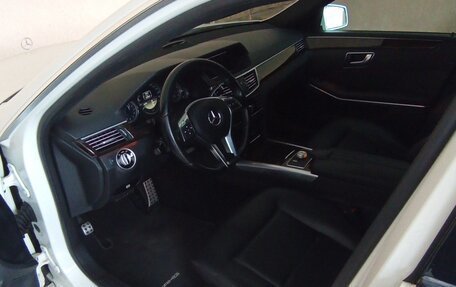 Mercedes-Benz E-Класс, 2012 год, 1 950 000 рублей, 25 фотография