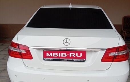 Mercedes-Benz E-Класс, 2012 год, 1 950 000 рублей, 29 фотография