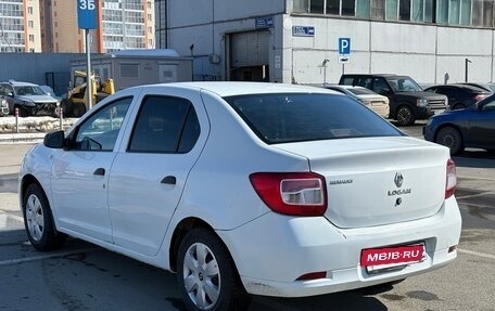 Renault Logan II, 2017 год, 395 000 рублей, 5 фотография