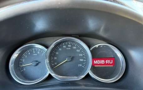 Renault Logan II, 2017 год, 395 000 рублей, 8 фотография