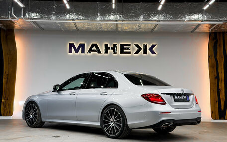 Mercedes-Benz E-Класс, 2017 год, 3 275 000 рублей, 4 фотография