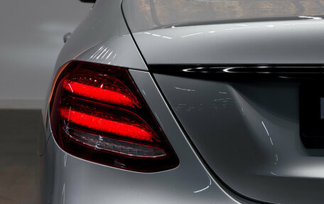 Mercedes-Benz E-Класс, 2017 год, 3 275 000 рублей, 22 фотография